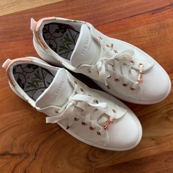 Ted Baker London Highgrove hummingbird leather sneakers - Picture 4 of 8